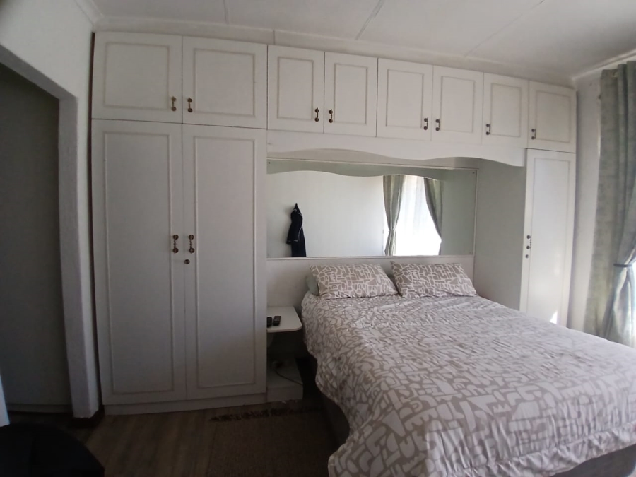 3 Bedroom Property for Sale in Simmerfield Gauteng