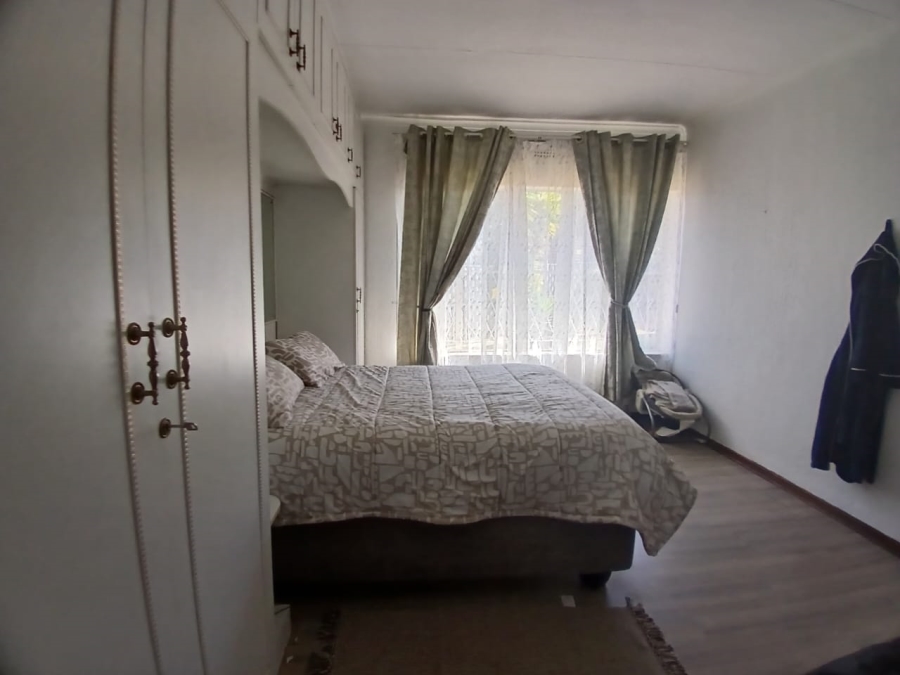 3 Bedroom Property for Sale in Simmerfield Gauteng