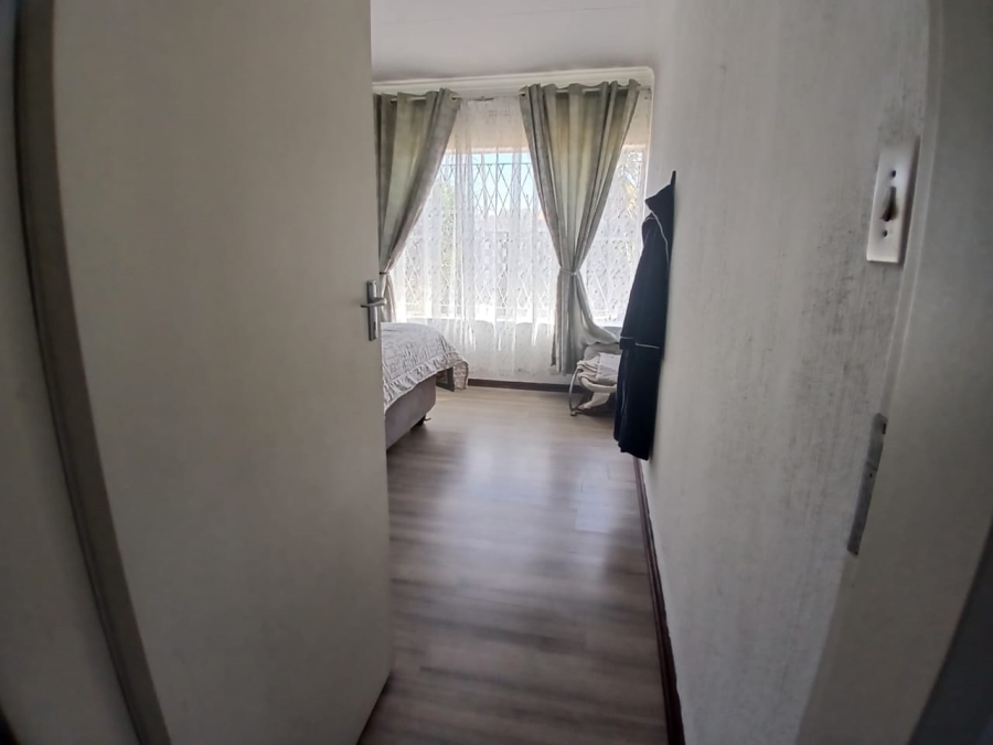 3 Bedroom Property for Sale in Simmerfield Gauteng