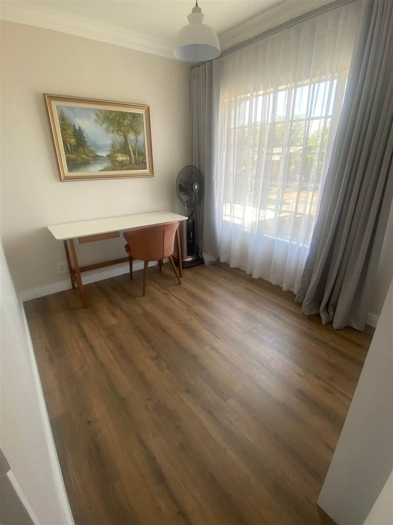 3 Bedroom Property for Sale in Farrarmere Gauteng