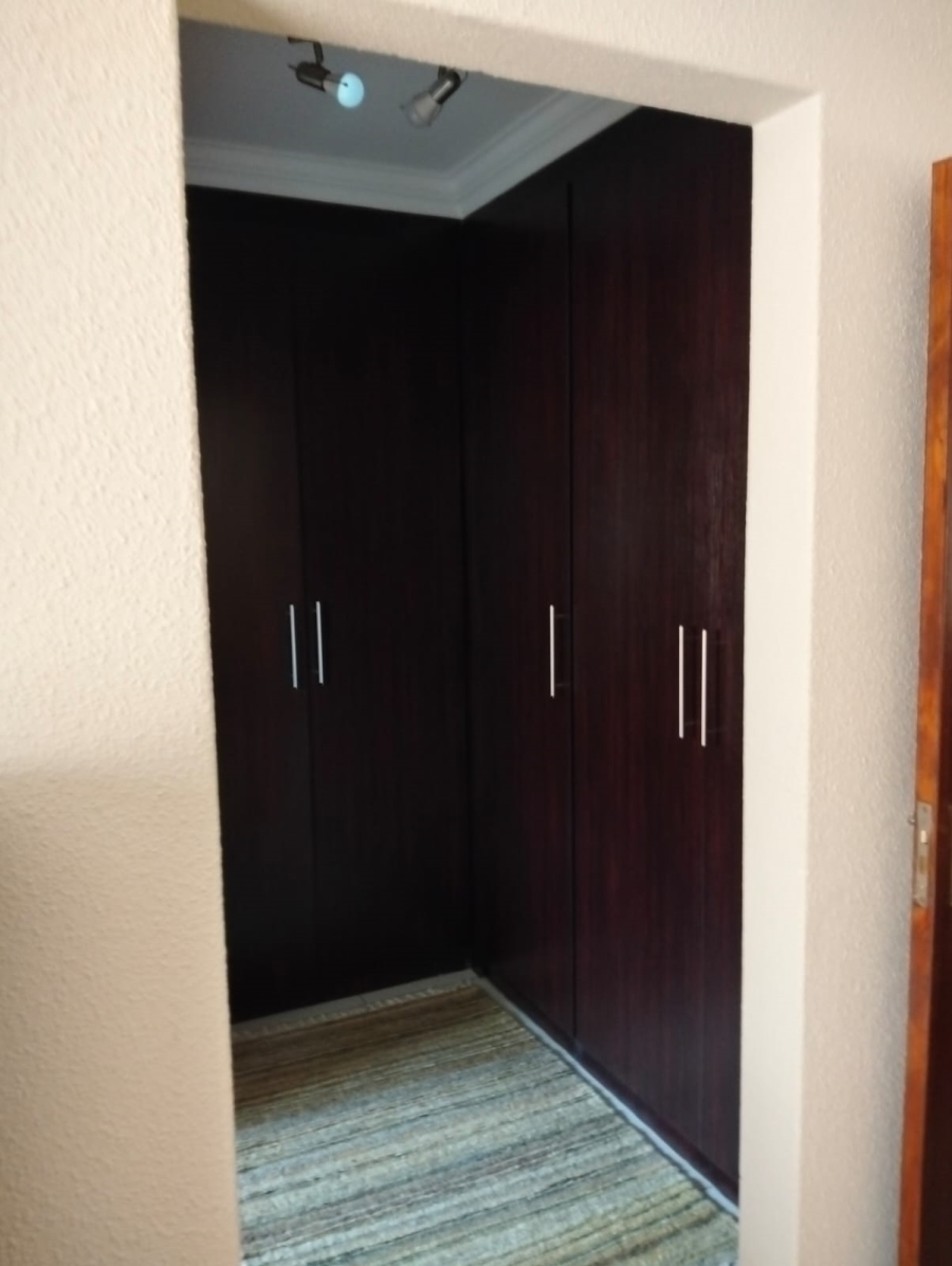 3 Bedroom Property for Sale in New Redruth Gauteng