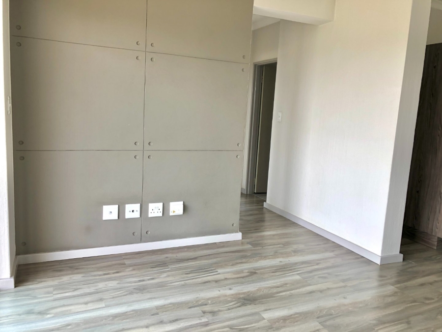 To Let 2 Bedroom Property for Rent in Fourways Gauteng