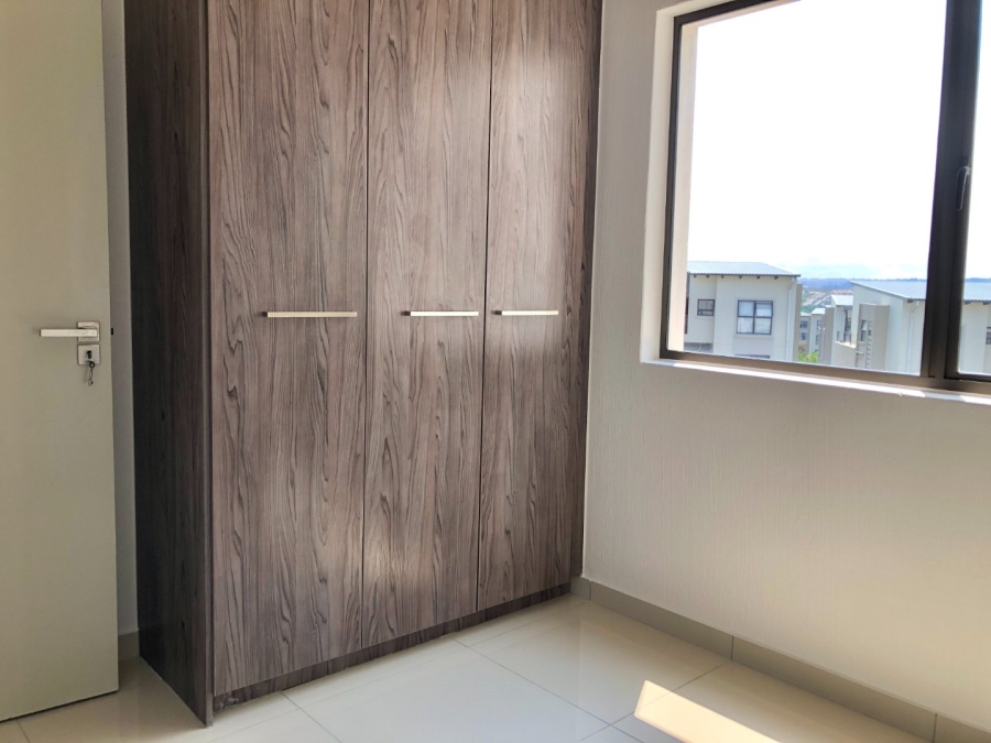 To Let 2 Bedroom Property for Rent in Fourways Gauteng