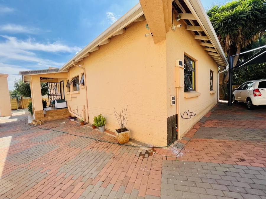3 Bedroom Property for Sale in Edendale Gauteng