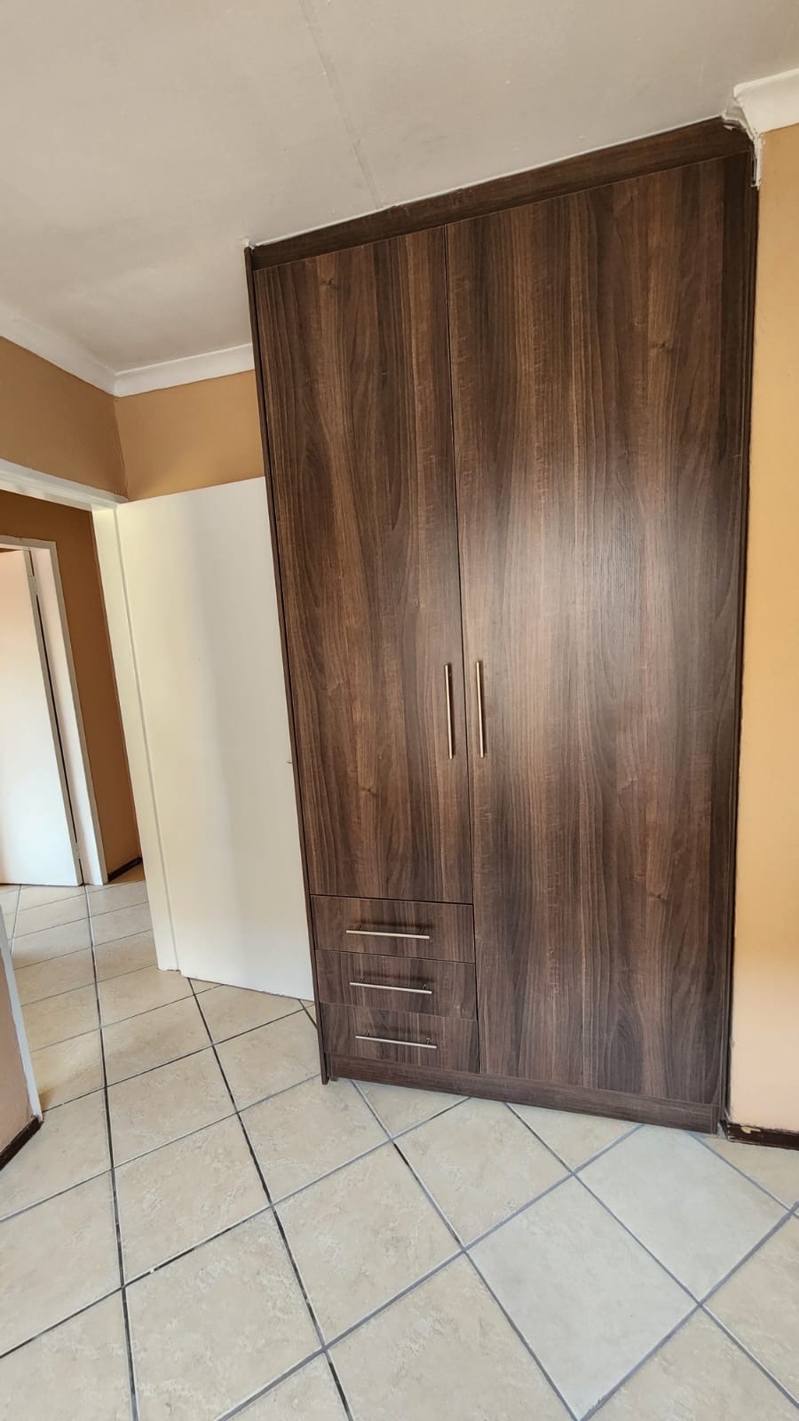 3 Bedroom Property for Sale in Clayville Gauteng