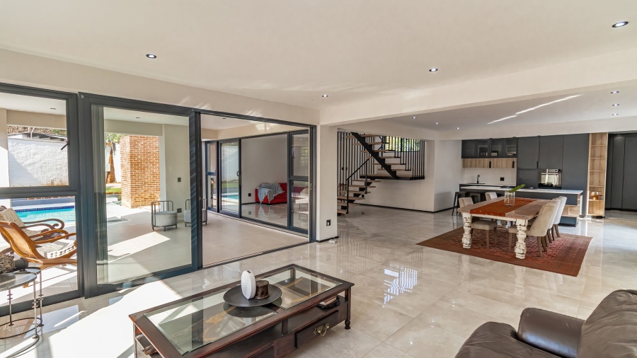 4 Bedroom Property for Sale in Helderfontein Estate Gauteng