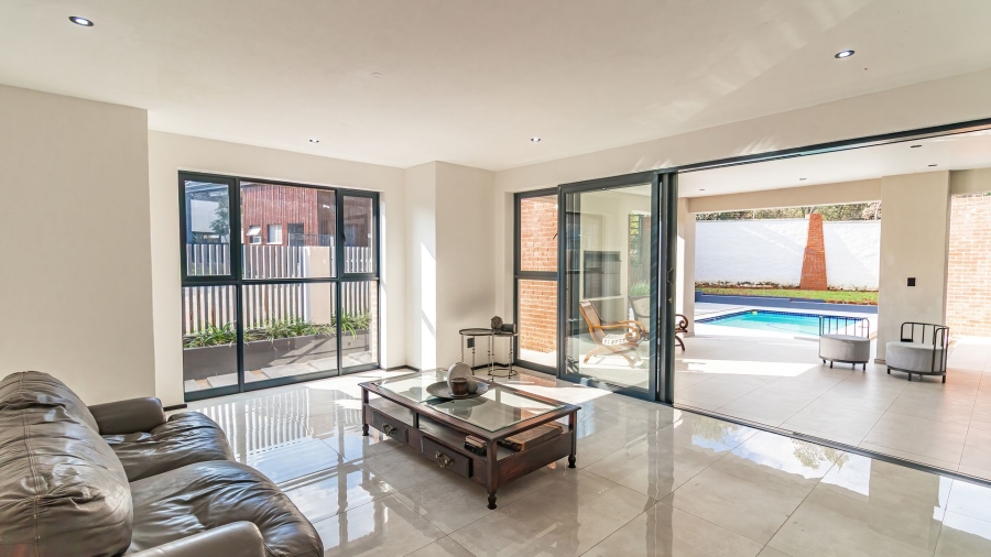 4 Bedroom Property for Sale in Helderfontein Estate Gauteng