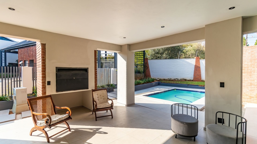 4 Bedroom Property for Sale in Helderfontein Estate Gauteng