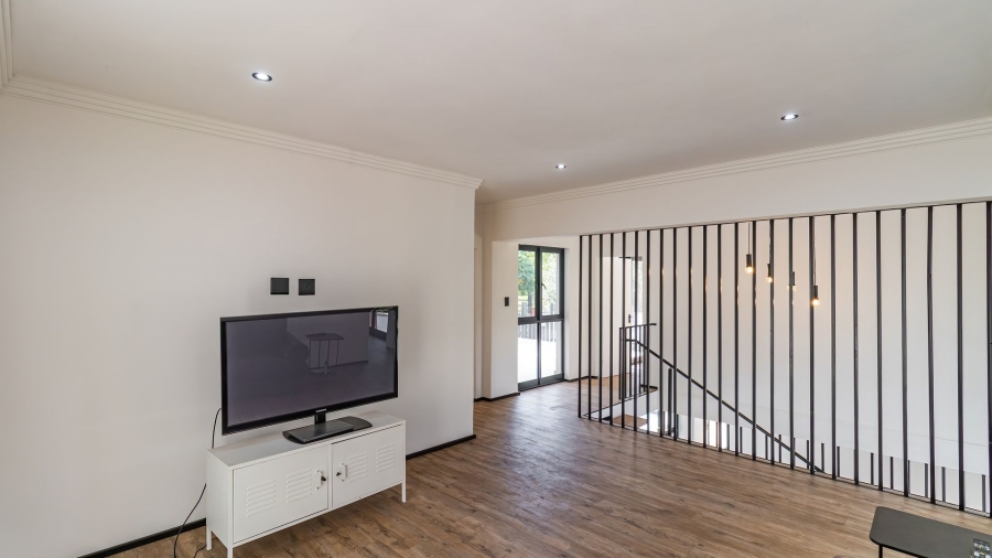 4 Bedroom Property for Sale in Helderfontein Estate Gauteng
