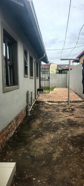 3 Bedroom Property for Sale in Soshanguve UU Gauteng