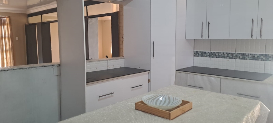 3 Bedroom Property for Sale in Hermanstad Gauteng