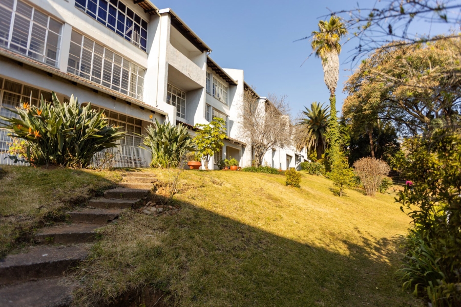 2 Bedroom Property for Sale in Bramley Park Gauteng