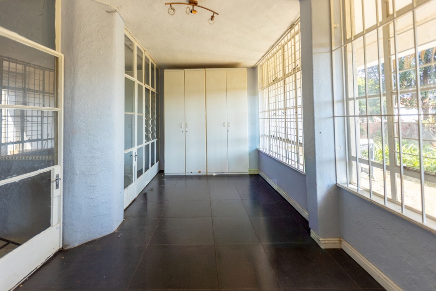 2 Bedroom Property for Sale in Bramley Park Gauteng