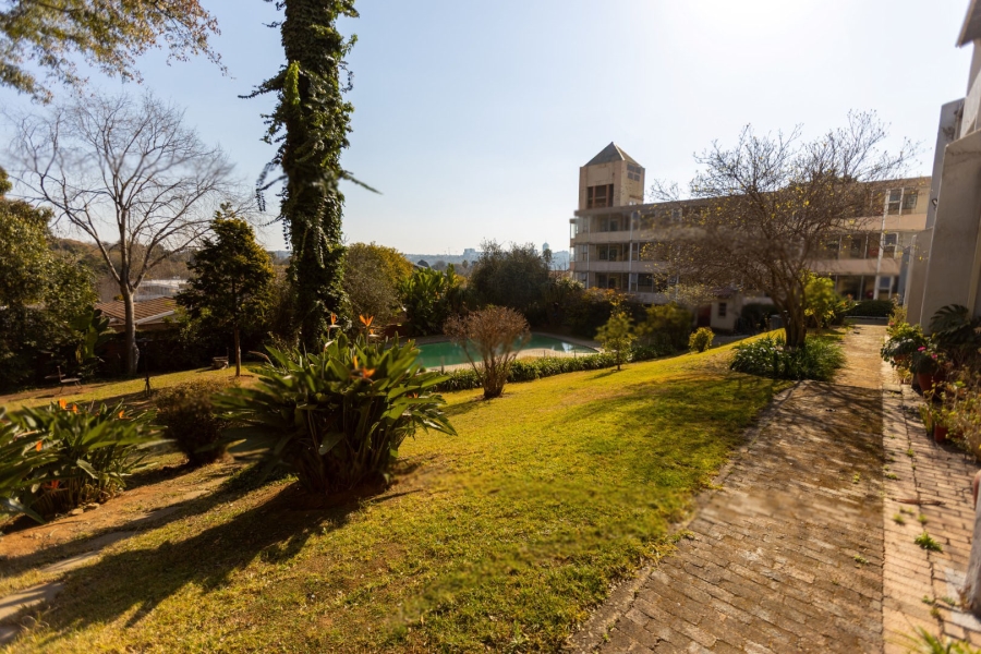 2 Bedroom Property for Sale in Bramley Park Gauteng