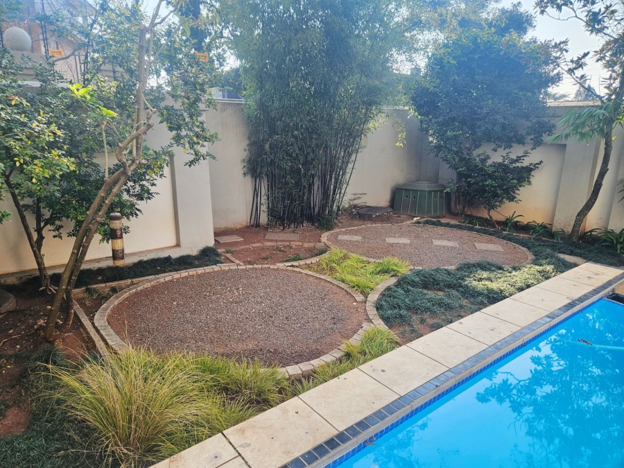 To Let 2 Bedroom Property for Rent in Hyde Park Gauteng