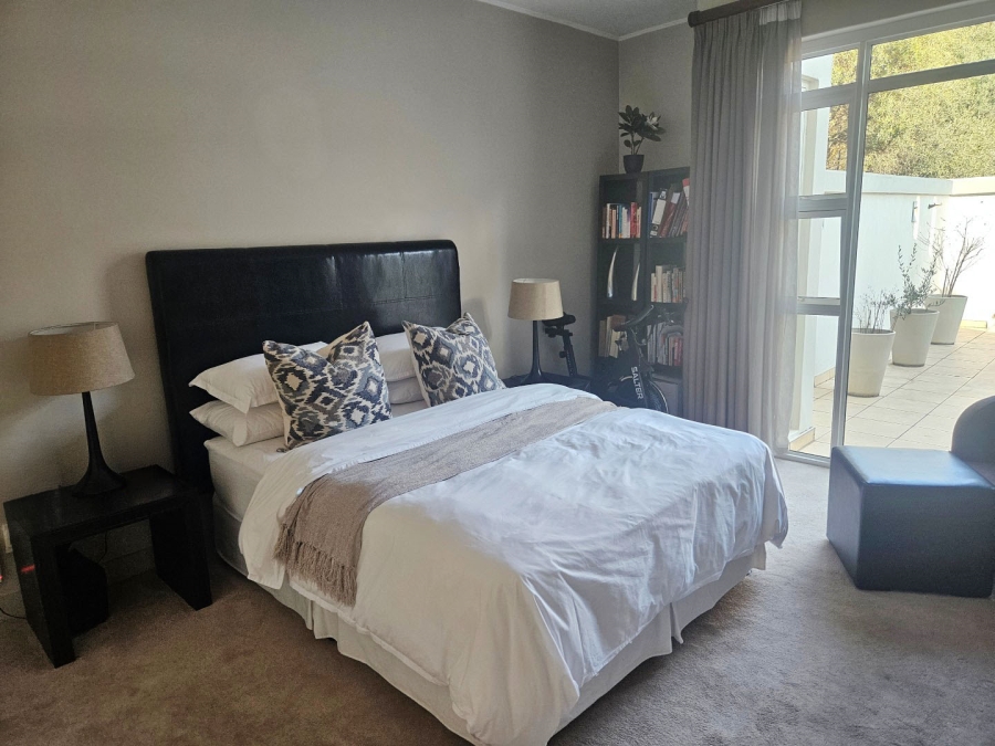 To Let 2 Bedroom Property for Rent in Hyde Park Gauteng