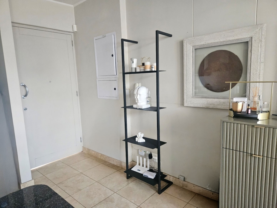 To Let 2 Bedroom Property for Rent in Hyde Park Gauteng