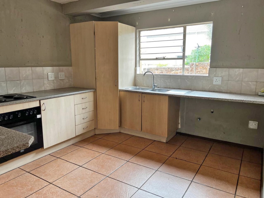 To Let 3 Bedroom Property for Rent in Buccleuch Gauteng