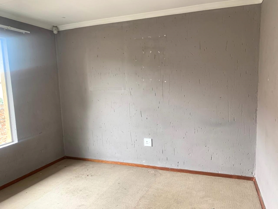 To Let 3 Bedroom Property for Rent in Buccleuch Gauteng