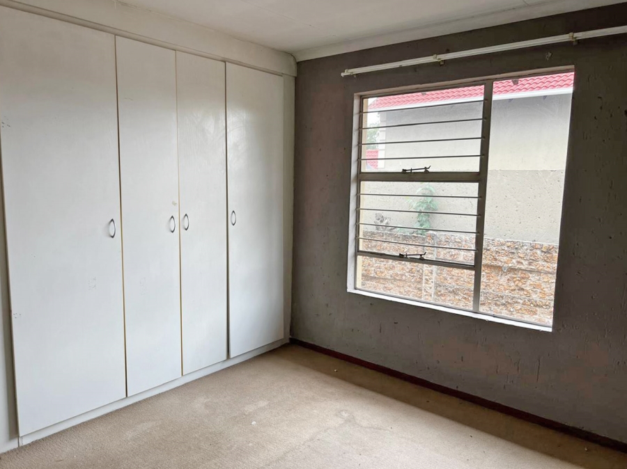To Let 3 Bedroom Property for Rent in Buccleuch Gauteng