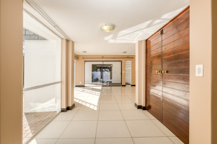 To Let 3 Bedroom Property for Rent in Morningside Gauteng