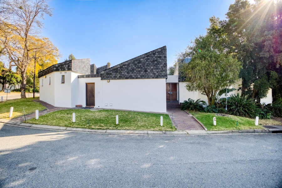 To Let 3 Bedroom Property for Rent in Morningside Gauteng