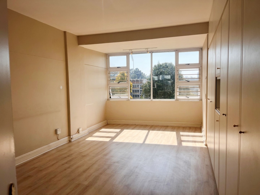 2 Bedroom Property for Sale in Illovo Gauteng