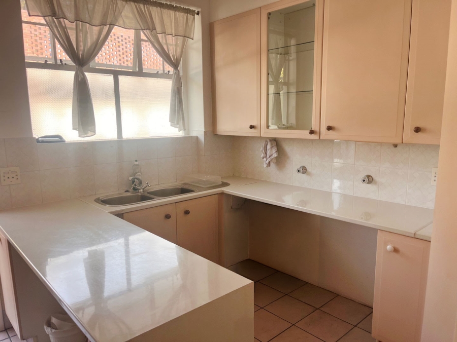 2 Bedroom Property for Sale in Illovo Gauteng
