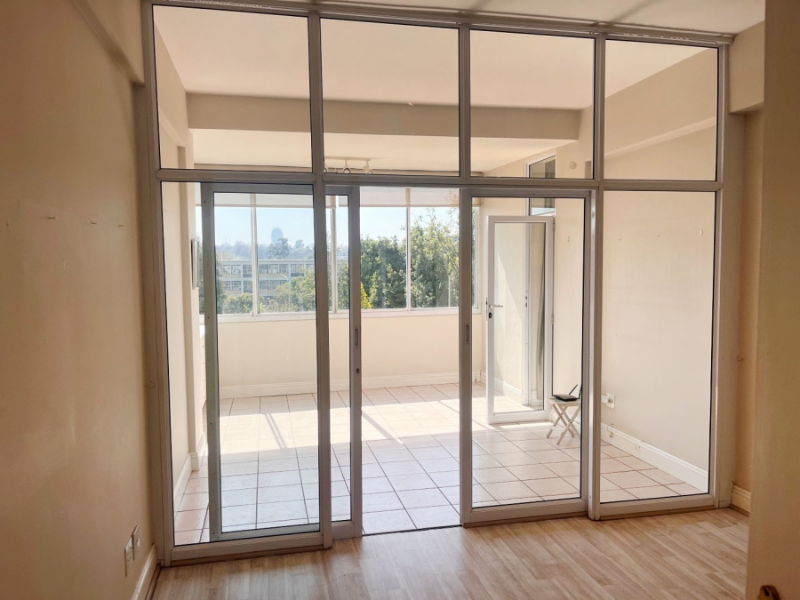 2 Bedroom Property for Sale in Illovo Gauteng