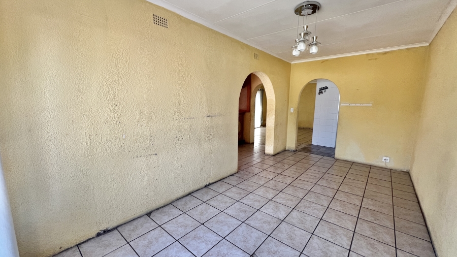 To Let 3 Bedroom Property for Rent in Vorna Valley Gauteng