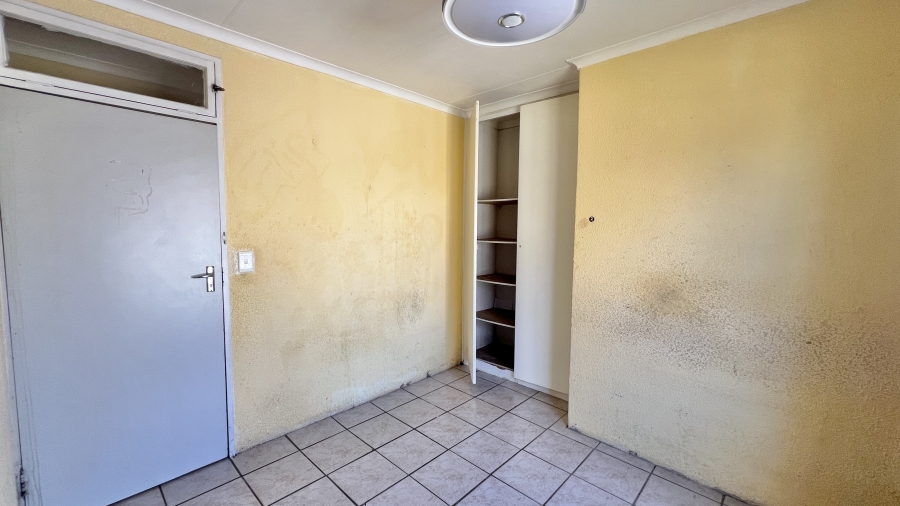 To Let 3 Bedroom Property for Rent in Vorna Valley Gauteng