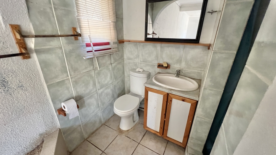 To Let 3 Bedroom Property for Rent in Vorna Valley Gauteng