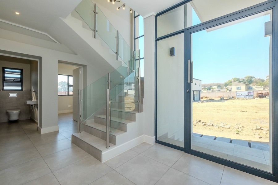 3 Bedroom Property for Sale in Fourways Gardens Gauteng