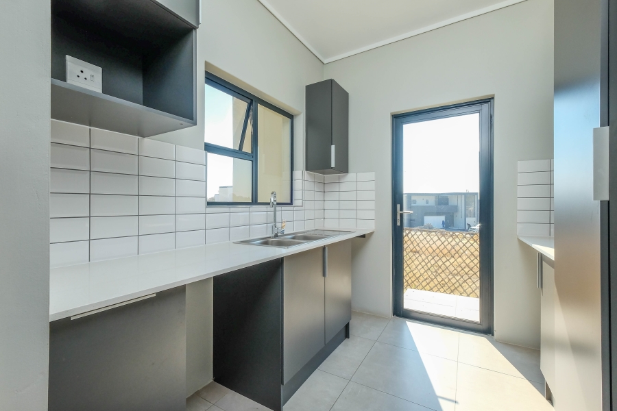 3 Bedroom Property for Sale in Fourways Gardens Gauteng