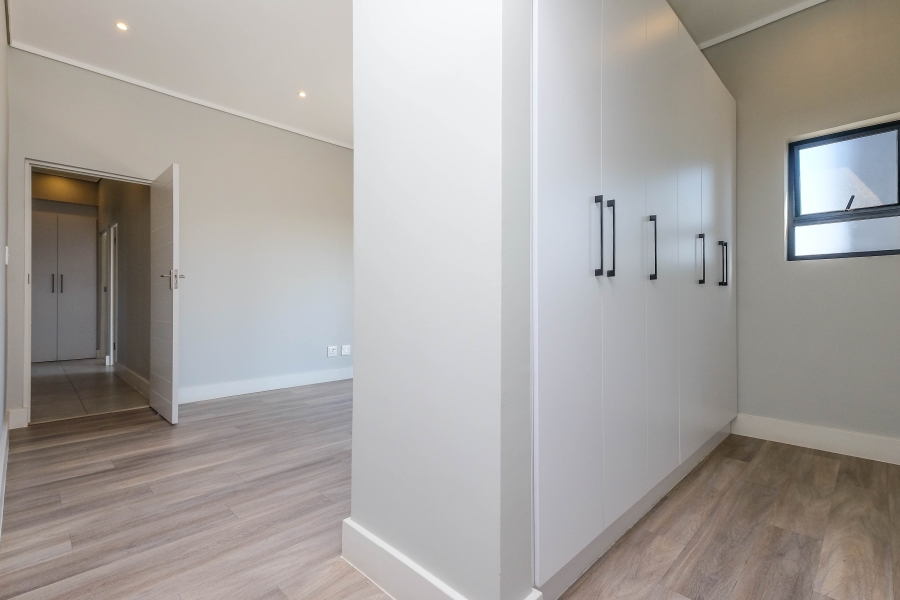 3 Bedroom Property for Sale in Fourways Gardens Gauteng