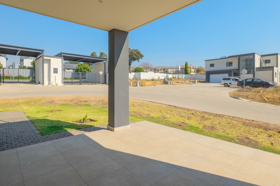 3 Bedroom Property for Sale in Fourways Gardens Gauteng
