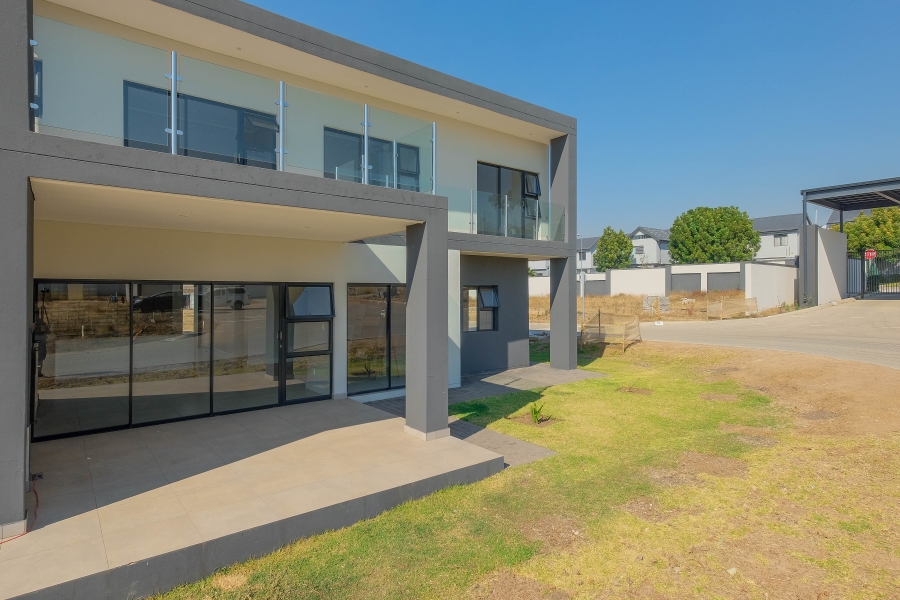 3 Bedroom Property for Sale in Fourways Gardens Gauteng