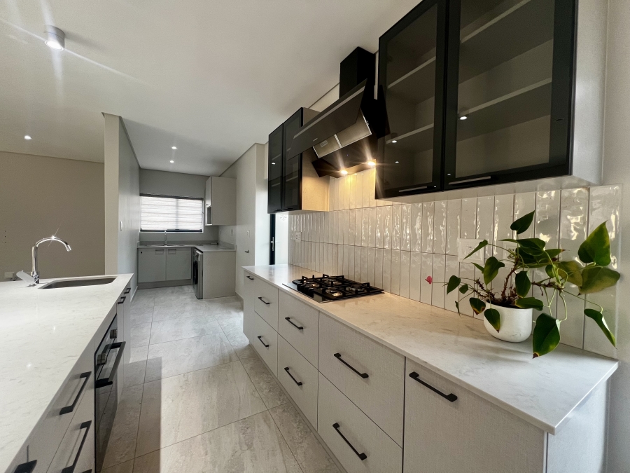 2 Bedroom Property for Sale in Carlswald Estate Gauteng
