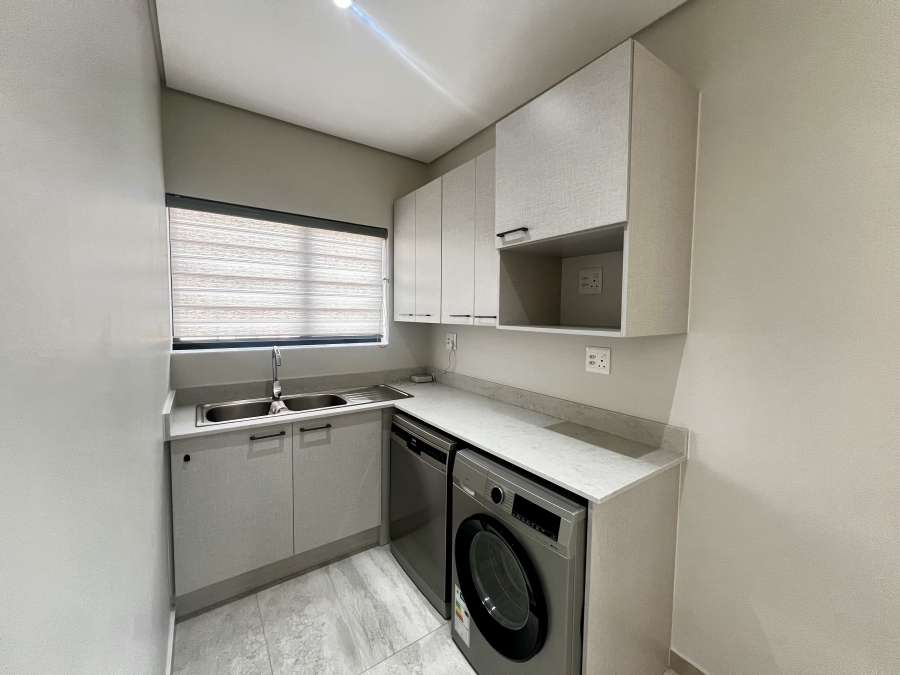 2 Bedroom Property for Sale in Carlswald Estate Gauteng