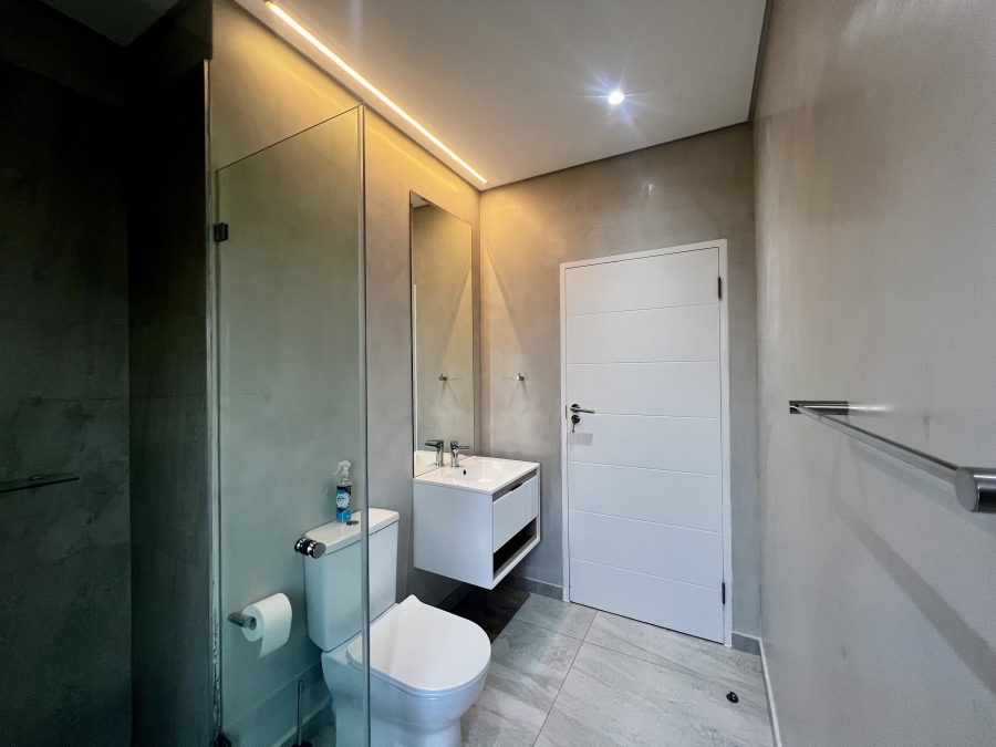 2 Bedroom Property for Sale in Carlswald Estate Gauteng