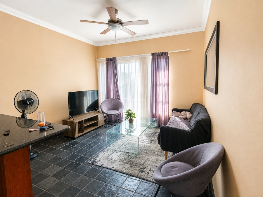 2 Bedroom Property for Sale in Erand Gardens Gauteng