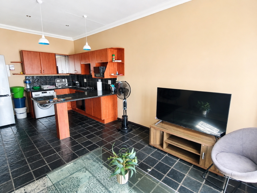 2 Bedroom Property for Sale in Erand Gardens Gauteng