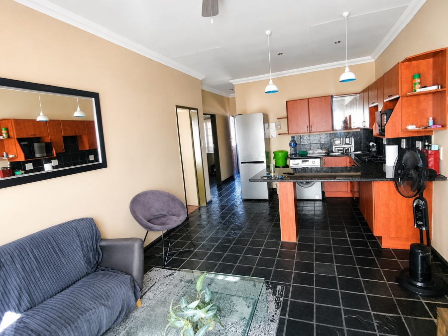 2 Bedroom Property for Sale in Erand Gardens Gauteng