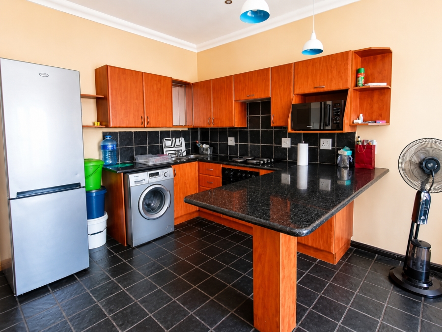 2 Bedroom Property for Sale in Erand Gardens Gauteng
