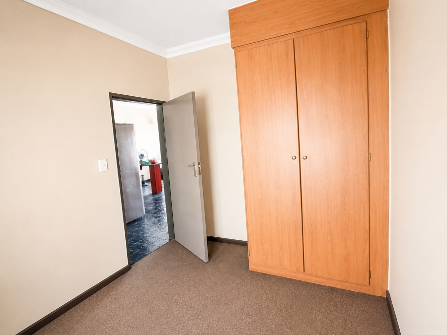 2 Bedroom Property for Sale in Erand Gardens Gauteng