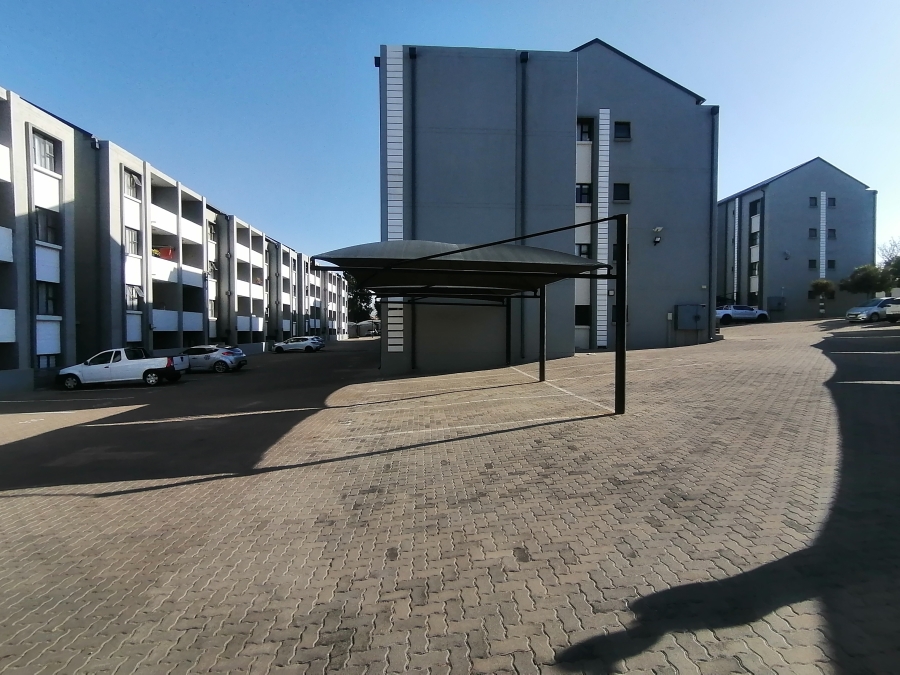 2 Bedroom Property for Sale in Halfway Gardens Gauteng