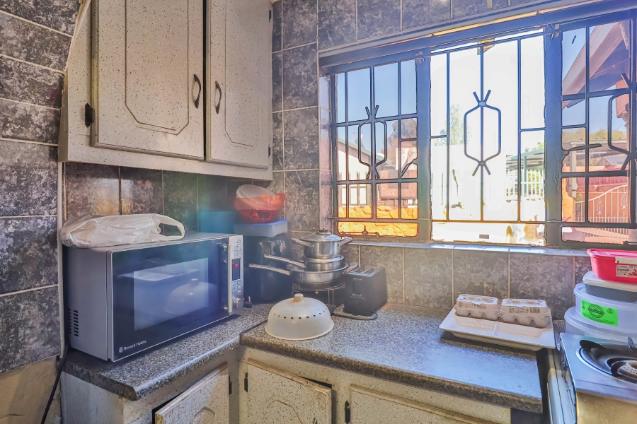4 Bedroom Property for Sale in Lenasia South Gauteng