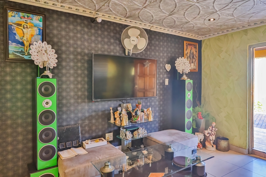 4 Bedroom Property for Sale in Lenasia South Gauteng