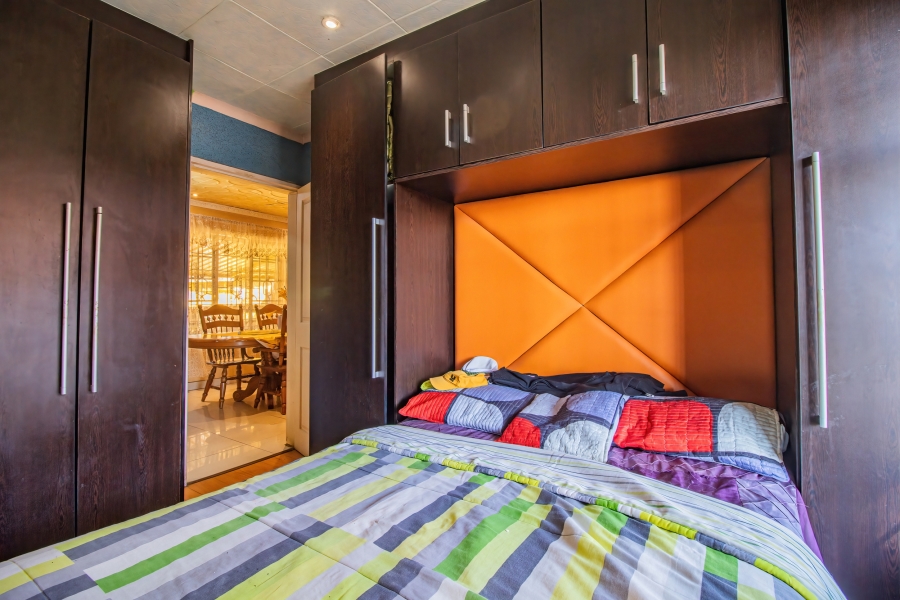 4 Bedroom Property for Sale in Lenasia South Gauteng
