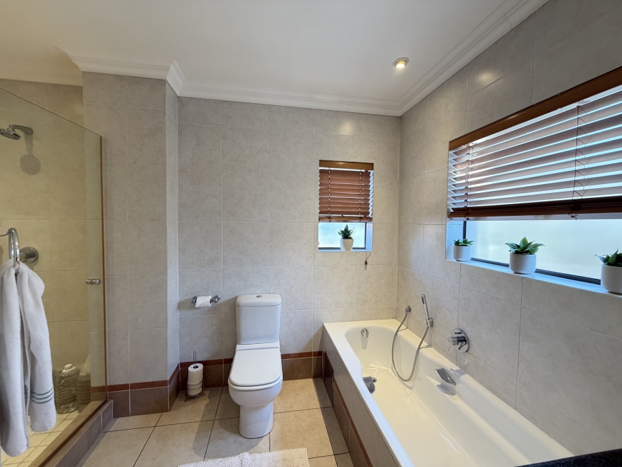 4 Bedroom Property for Sale in Bedfordview Gauteng